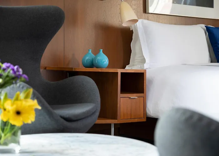 6 Columbus Central Park Hotel New York