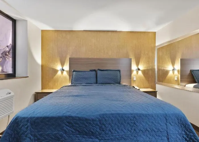 Casa Blanca Hotel Brooklyn Downtown New York