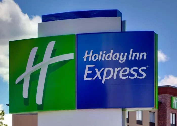 Holiday Inn Express & Suites Bronx - Zoo Area By Ihg New York