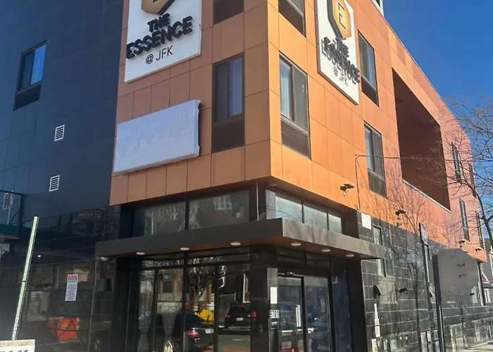The Essence Hotel At Jfk New York