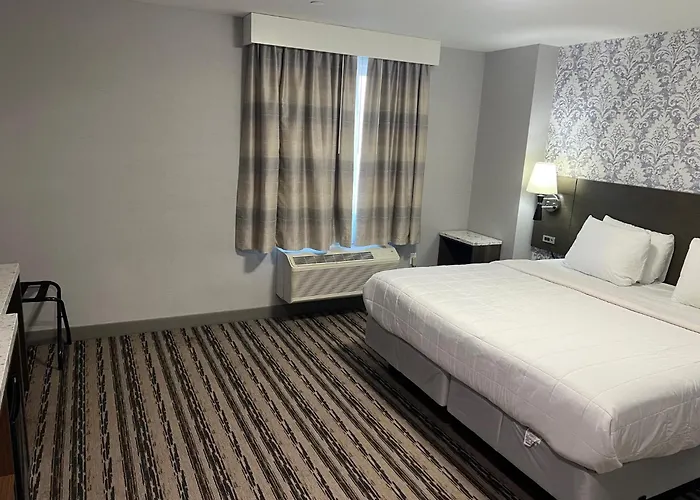 The Essence Hotel At Jfk New York