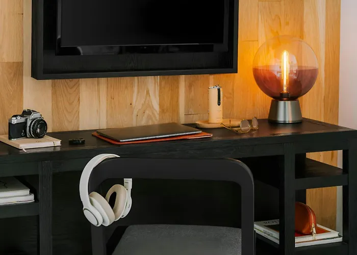 The Industrialist Hotel Gowanus Brooklyn, Sonder By Marriott Bonvoy New York