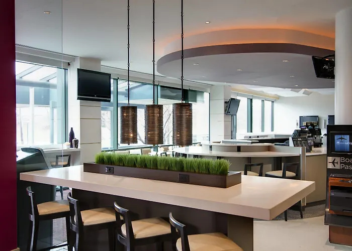 Courtyard By Marriott New York Jfk Airport Hotel