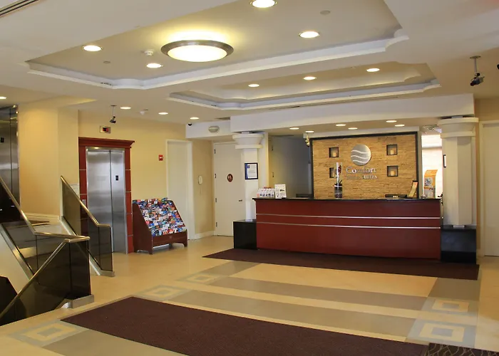 Comfort Inn & Suites Laguardia Airport New York